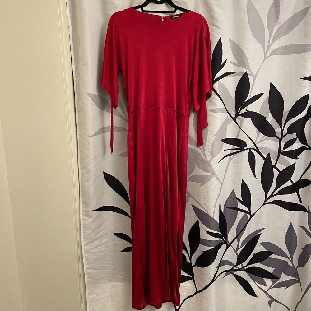 Express Size M holiday formal dress tie sleeve high slit
